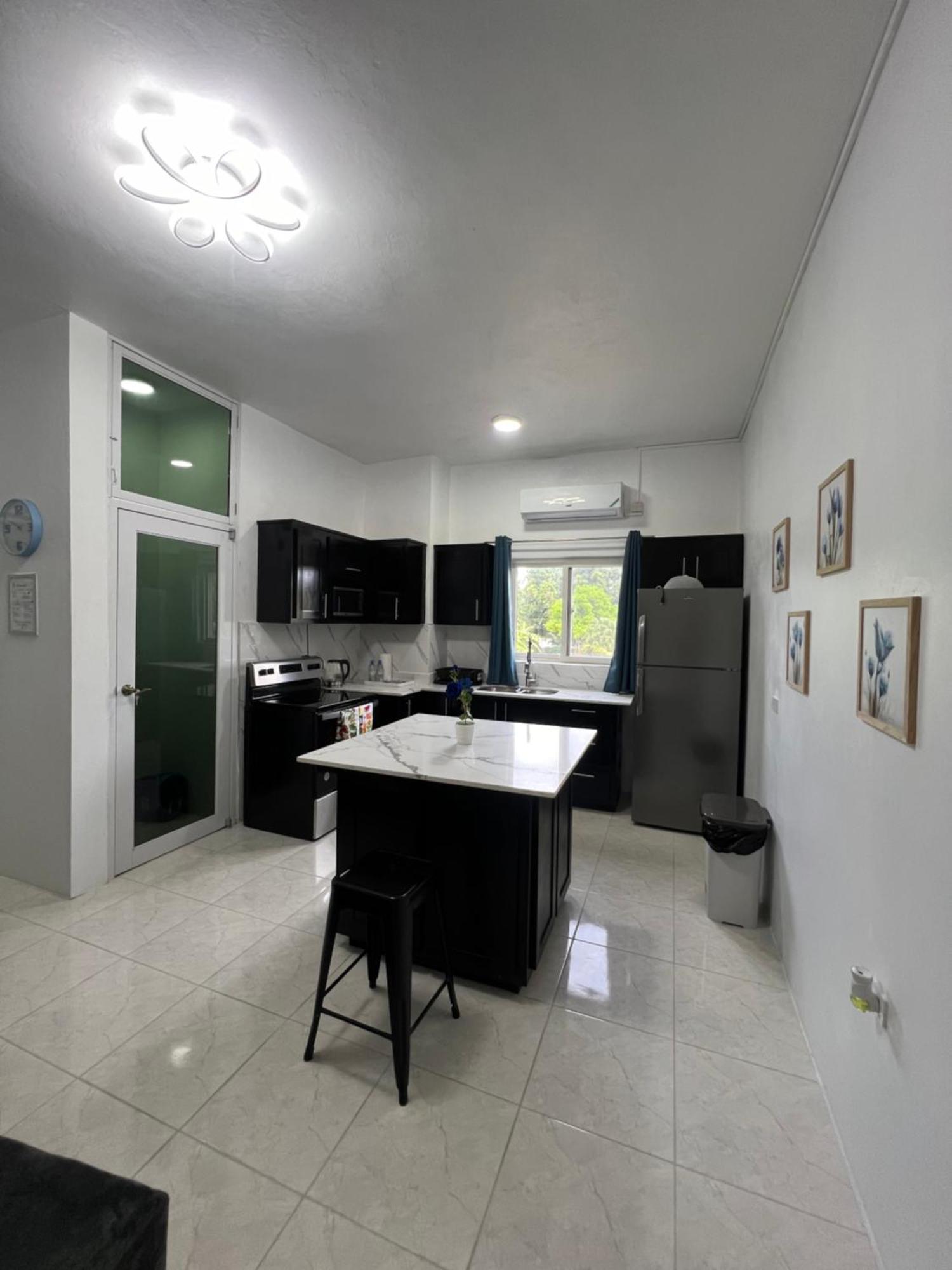 Luxury Apartments At Case De Coco, Ocho Rios Jamaica Ruang foto